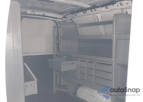 2023 Chevrolet Express G2500 z USA, uszkodzony, nr VIN 1GCWGAFP4P1176442